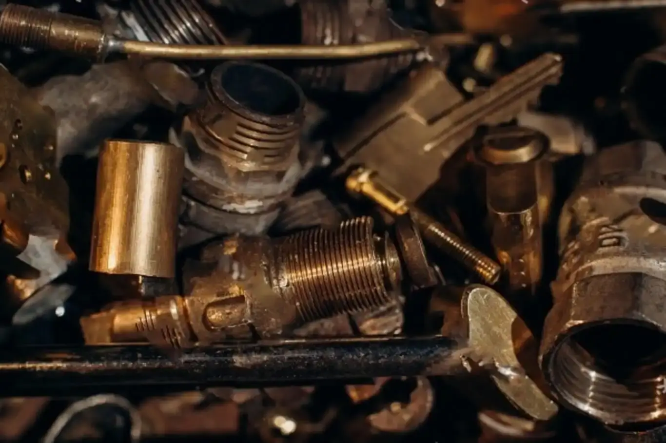 Ціна на латунь та прийом латунного лому у Харкові